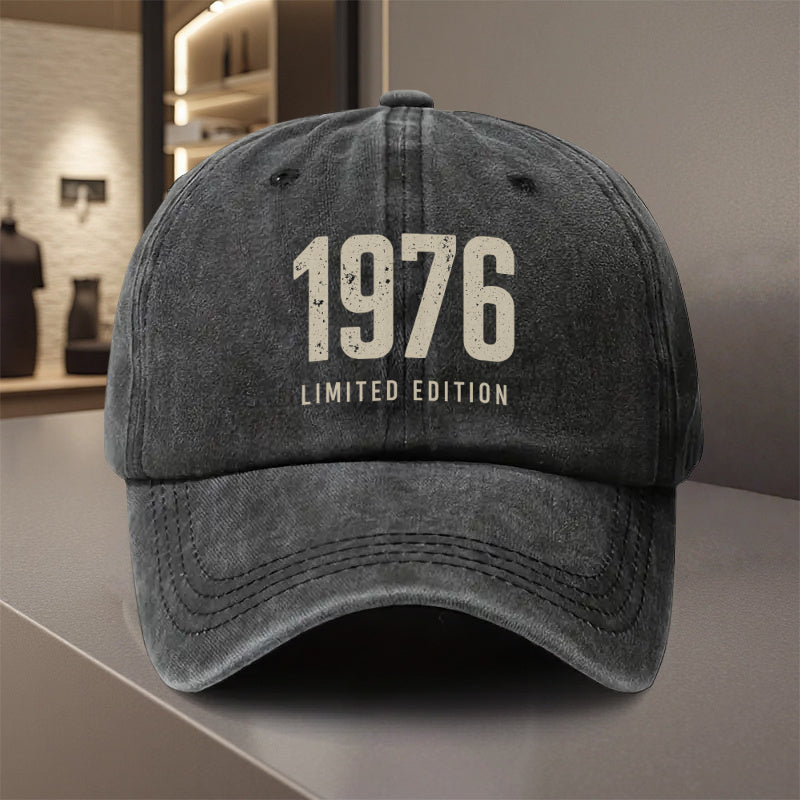 1pc Adjustable Baseball Cap in 1976 Limited Edition Vintage Style, Lightweight Polyester Printed Design, Ideal for Outdoor Sports and Camping Enthusiasts, Popular Couple Hat, Golf Cap, Trucker Hat, Fashionable Baseball Cap for Youth, Middle-Aged