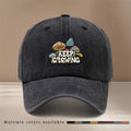 Baseball Cap with "KEEP GROWING" Text and Mushroom Pattern, Suitable for Vacations, Travel, Dinners, and Camping. Six-panel Design with Adjustable Size, Textured Hip-hop Style. Comfortable and Lightweight Curved-brim Cap, Unisex Snapback, Casual Hat