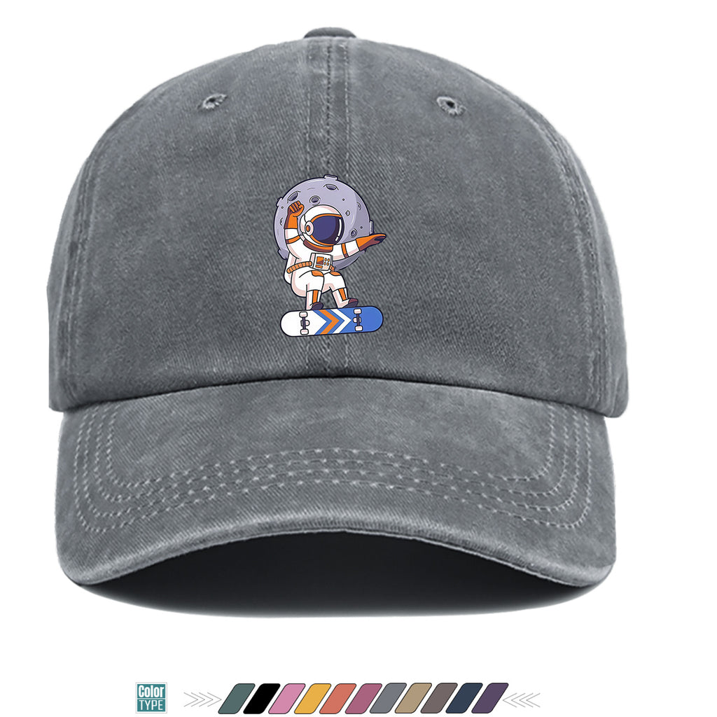 1pc Astronaut Skateboard Print Baseball Cap, Trendy Individual Sun Hat, Fashionable Cool Breathable Unisex Duckbill Cap, Adjustable Size Street Hip-Hop Hat, Outdoor Travel Sunshade Hat Suitable for Skateboarding, Street Dance, Camping