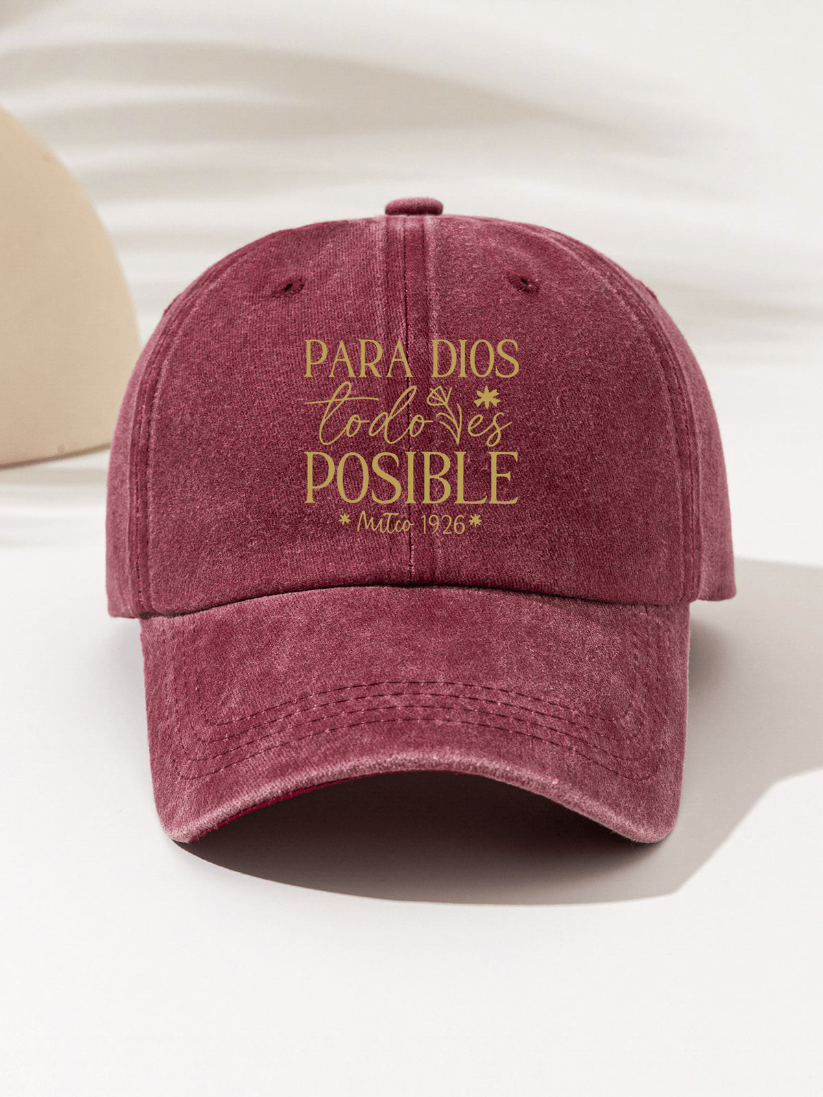 1 Stück modische, minimalistische, ausgewaschene Baseballkappe mit "PARA DIOS POSIBLE 1926" Aufdruck am Schirm, stilvolles Geschenk für Familie und Freunde, geeignet für Outdoor-Sport, leicht und tragbar, Ganzjahres-Accessoire