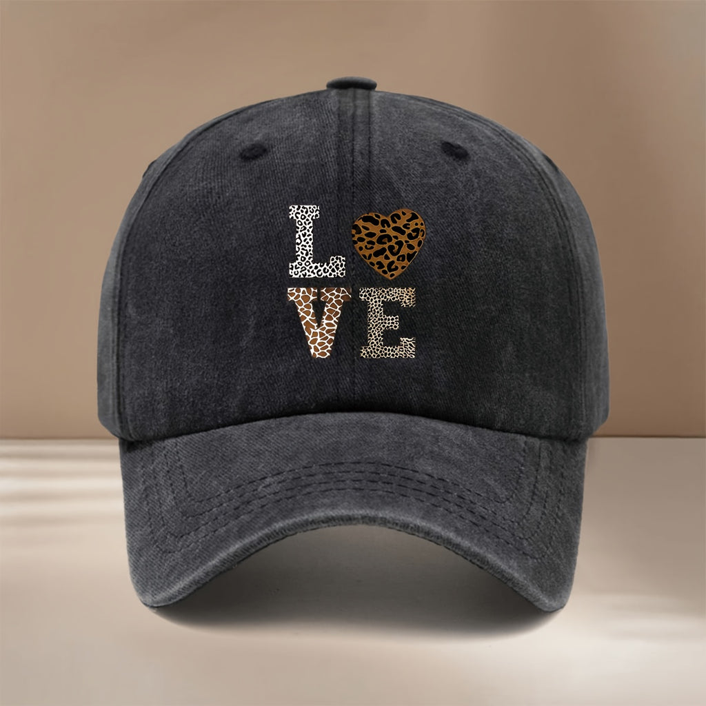 This Is a Leopard Print LOVE Pattern Baseball Cap, Fashionable And Comfortable Adjustable Size Duckbill Hat, Unisex Individual Easy Curved Brim Cap for Outdoor Sports, Dining, Camping, And Casual Wear