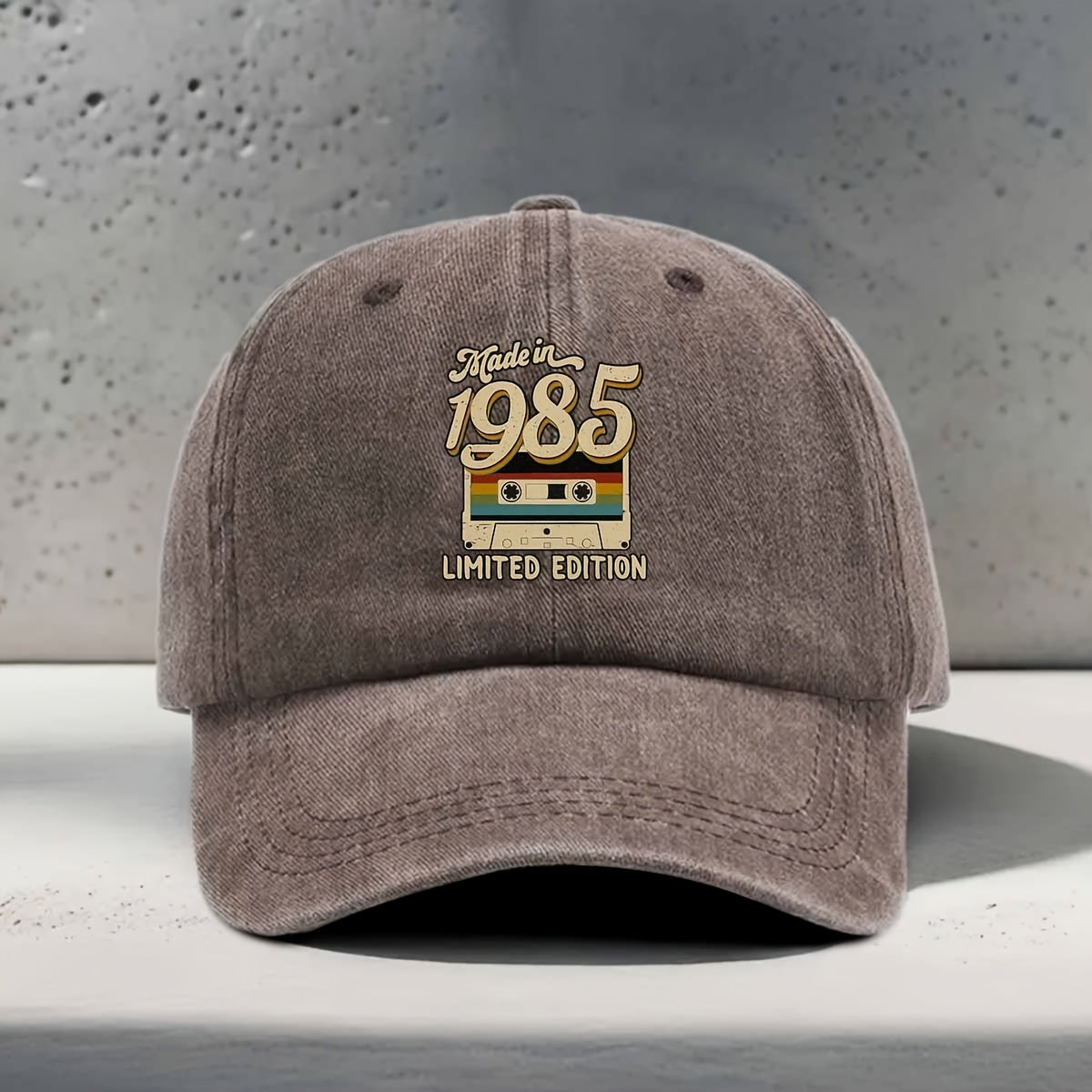 Women'S Baseball Cap English Print Made in 1985 Recording Tape Element Pattern Classic Retro Nostalgic Style Trendy Fashion Casual Easy Versatile Unisex Duckbill Hat Daily Outing Outdoor Sports Travel Vacation Camping Picnic Party Library Coffee Sho