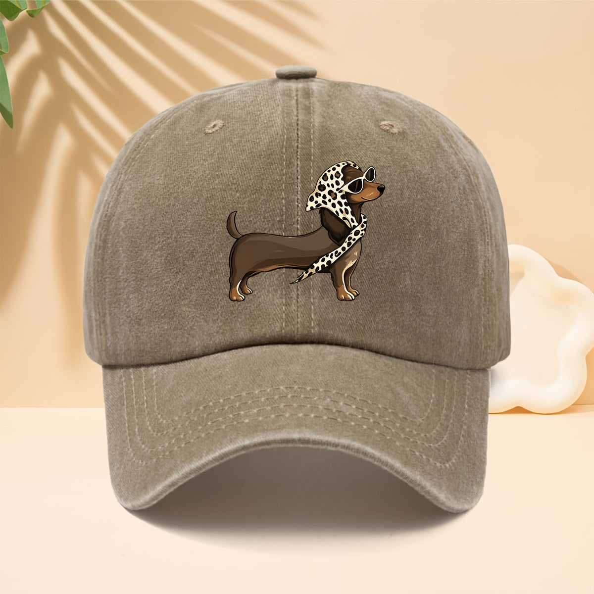 Trendy Cool Sausage Dog Theme Washed Distressed Baseball Cap Trucker Cap Unisex All-Match Fashion Casual Hat All-Season Universal Street Hip-Hop Hat Adjustable Size Soft Top Hat Curved Brim Design Non-Discriminatory Face Shape Suitable for Daily
