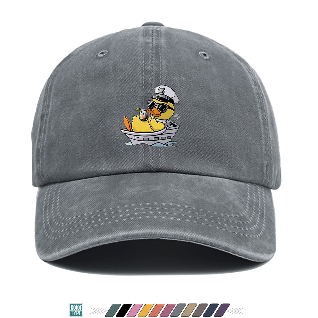 1pc Cartoon Captain Duck Printed Baseball Cap, Yellow Duck Wearing Captain Hat And Glasses, Sitting on Yacht with Drink, Fun Trendy Sun Hat, Unisex Adjustable Casual Street Fashion Hat, Outdoor Play Vacation Hat, Beach Seaside Sunshade Hat