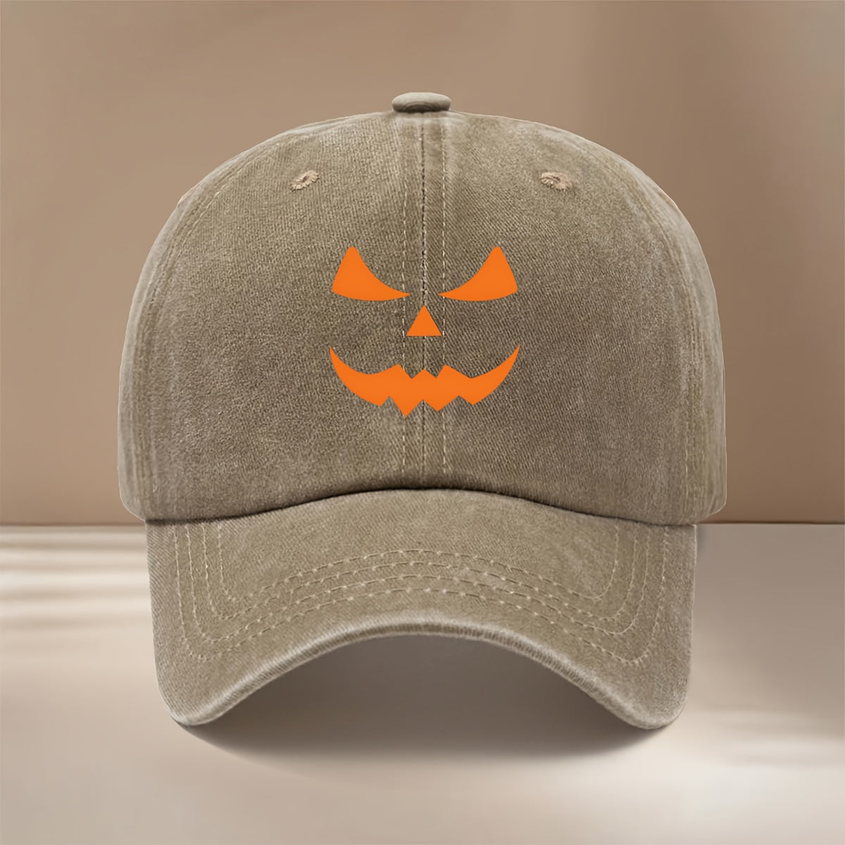Pumpkin Joyful Face Pattern Baseball Cap, Adjustable Size, Fashionable Hip-Hop Hat for Men and Women, Curved Brim Hat for Parties, Dinners, and Camping, Comfortable and Lightweight Duckbill Cap, Highly Versatile Six-Panel Hat, Simple with Textured
