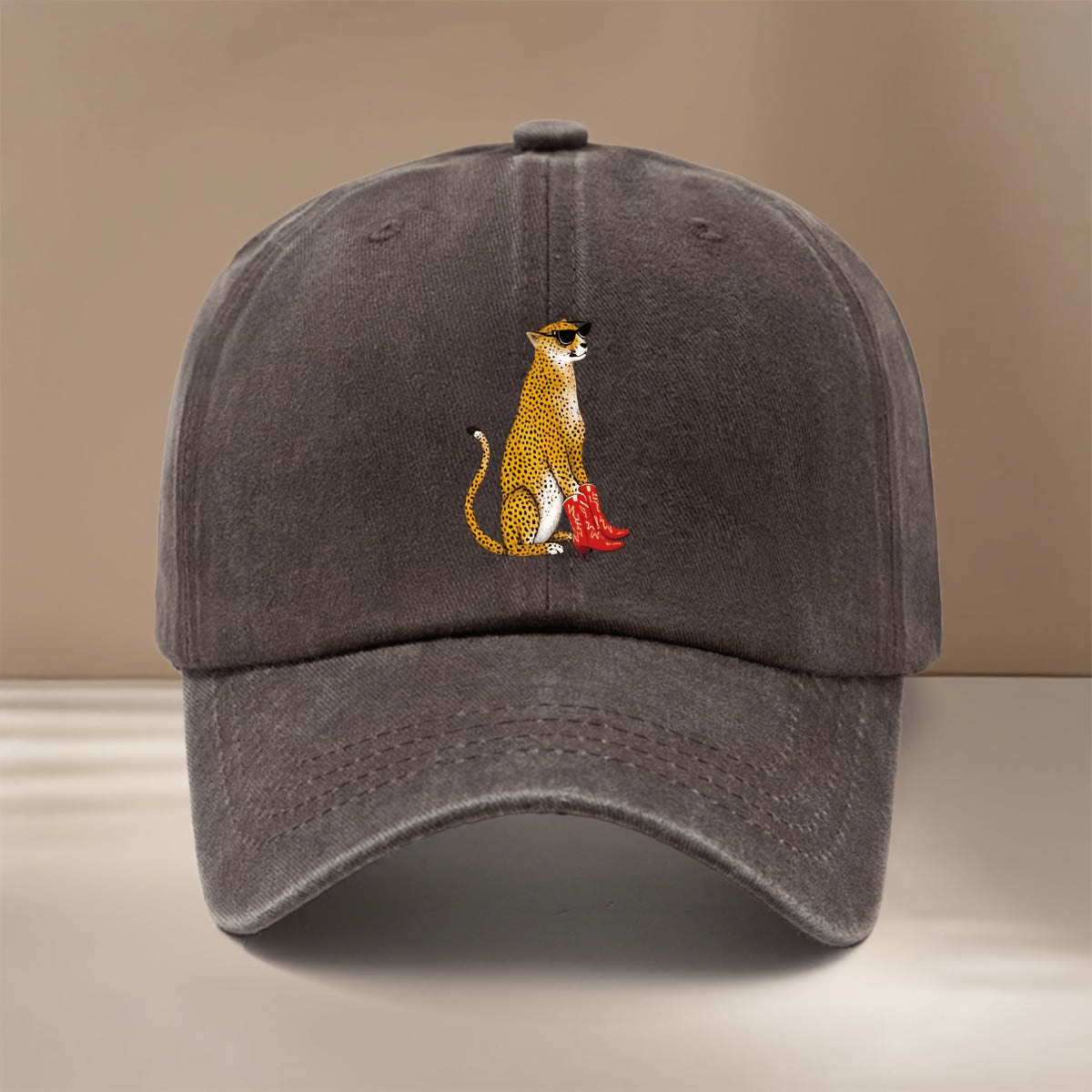This Is a Stylish And Comfortable Baseball Cap Featuring a Red High-Heeled Leopard Design. It'S Adjustable in Size, Suitable for Both Men And Women, Perfect for Truck Drivers. Ideal for Outdoor Sports, Gatherings, And Camping