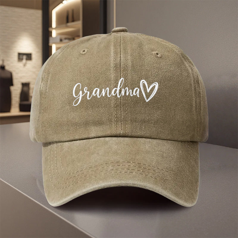An Adjustable Baseball Cap Featuring 'Grandma', Made from Lightweight with a Printed Design. It'S an Ideal Choice for Weddings, Parties, Music Festivals, Bachelorette Parties, Birthday Gifts