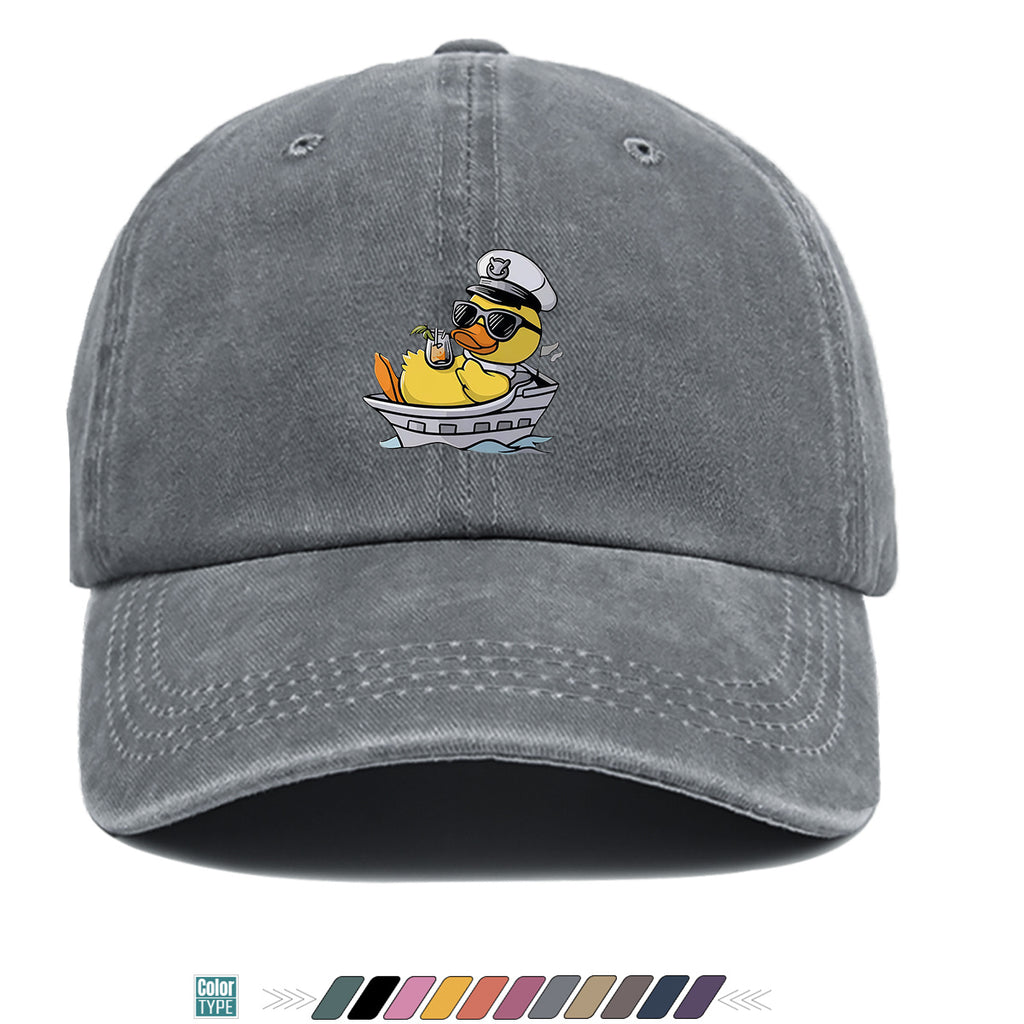 1pc Cartoon Captain Duck Printed Baseball Cap, Yellow Duck Wearing Captain Hat And Glasses, Sitting on Yacht with Drink, Fun Trendy Sun Hat, Unisex Adjustable Casual Street Fashion Hat, Outdoor Play Vacation Hat, Beach Seaside Sunshade Hat