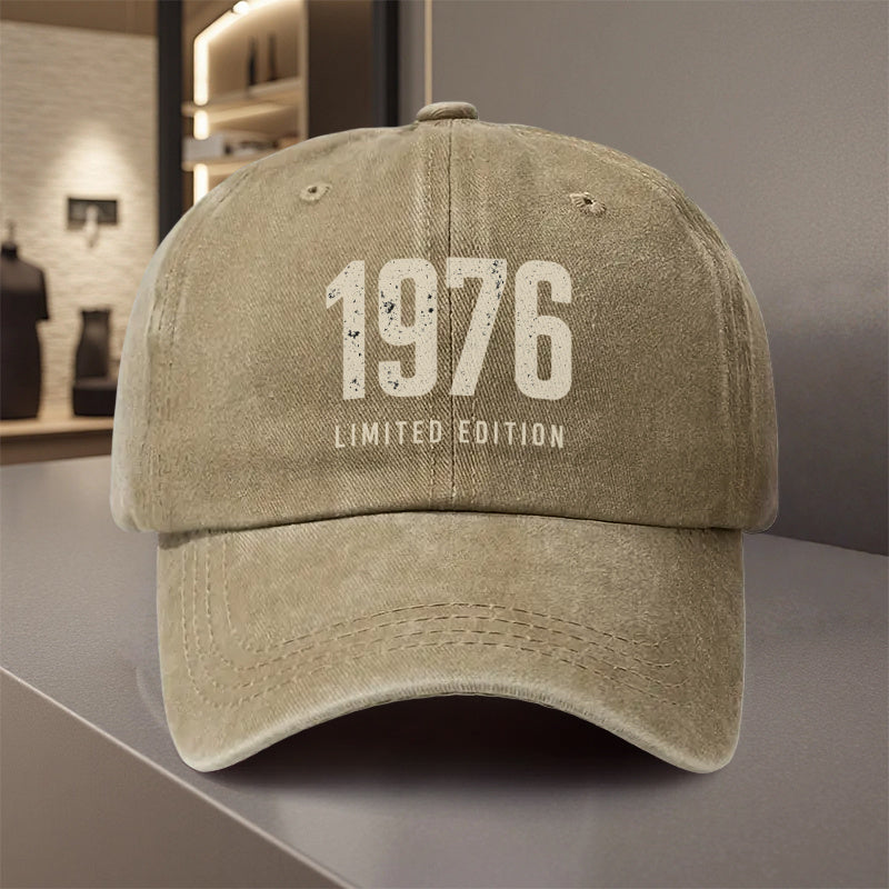 1pc Adjustable Baseball Cap in 1976 Limited Edition Vintage Style, Lightweight Polyester Printed Design, Ideal for Outdoor Sports and Camping Enthusiasts, Popular Couple Hat, Golf Cap, Trucker Hat, Fashionable Baseball Cap for Youth, Middle-Aged