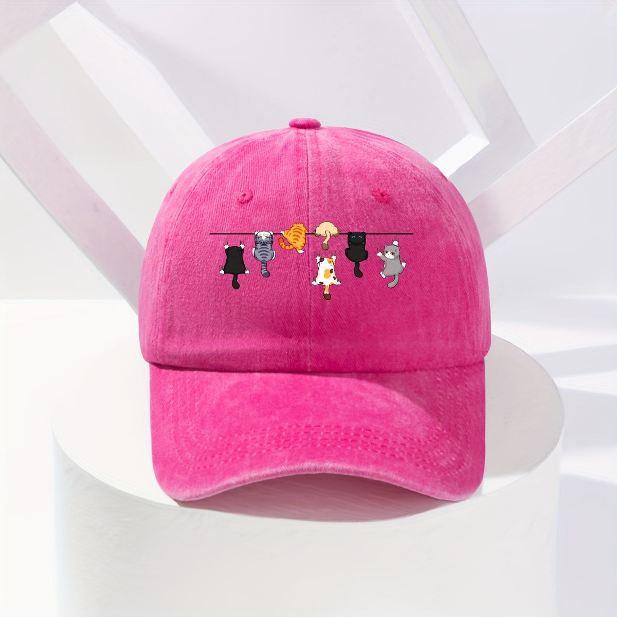 Super Cute Cat-themed Baseball Cap, the Perfect Choice for Street Fashion, with a Fun and Vibrant Design Suitable for Any Season