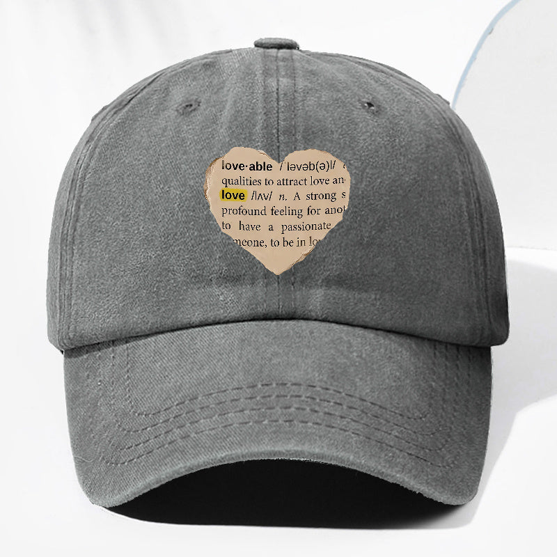 Unisex Newspaper Heart Print Washed Vintage Baseball Cap, Fashionable Sun Outdoor Hat for Men and Women, Adjustable Fit Trucker Hat Suitable for All Seasons and Daily Wear