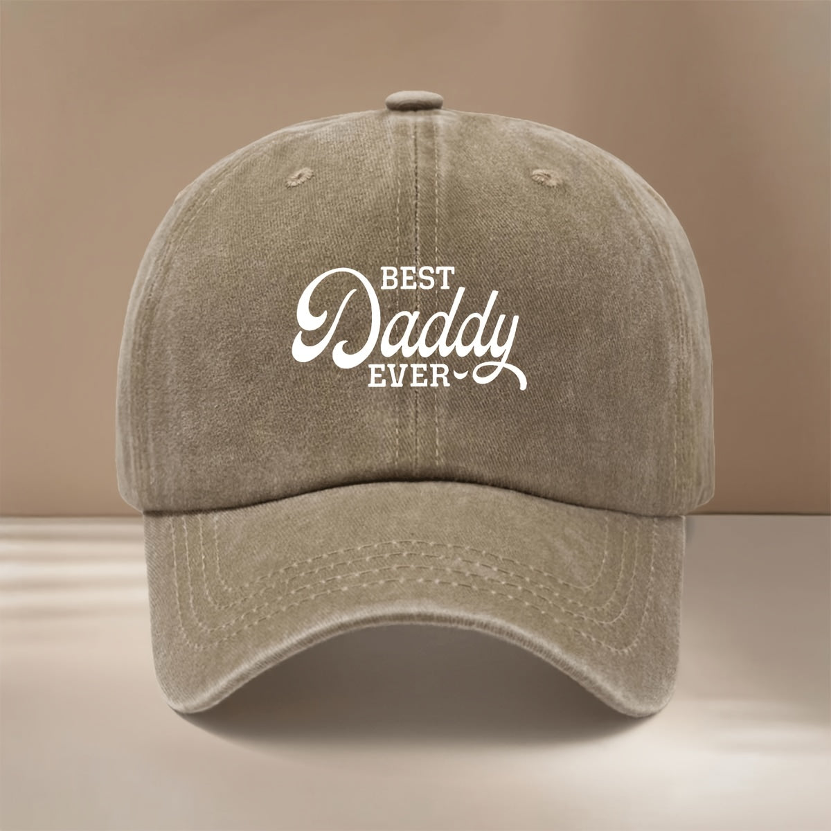 Baseball Cap with "BEST Daddy EVER" Text Graphic, Comfortable and  Curved Brim That Makes the Face Appear Smaller. Hip-hop Style Cap, Unisex Snapback Hat for Vacation, Travel, Dinners, and Camping. Lightweight and Simple Curved Brim Hat