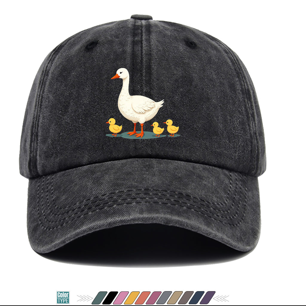 1pc Mother Goose And Three Little Yellow Ducks Warm Printed Baseball Cap Cute Pattern Sun Hat Fashionable And Versatile Unisex Duck Tongue Cap Adjustable Size Dad Fishing Hat Mom Strolling Hat Couple Skateboard Hat Suitable for Park Play