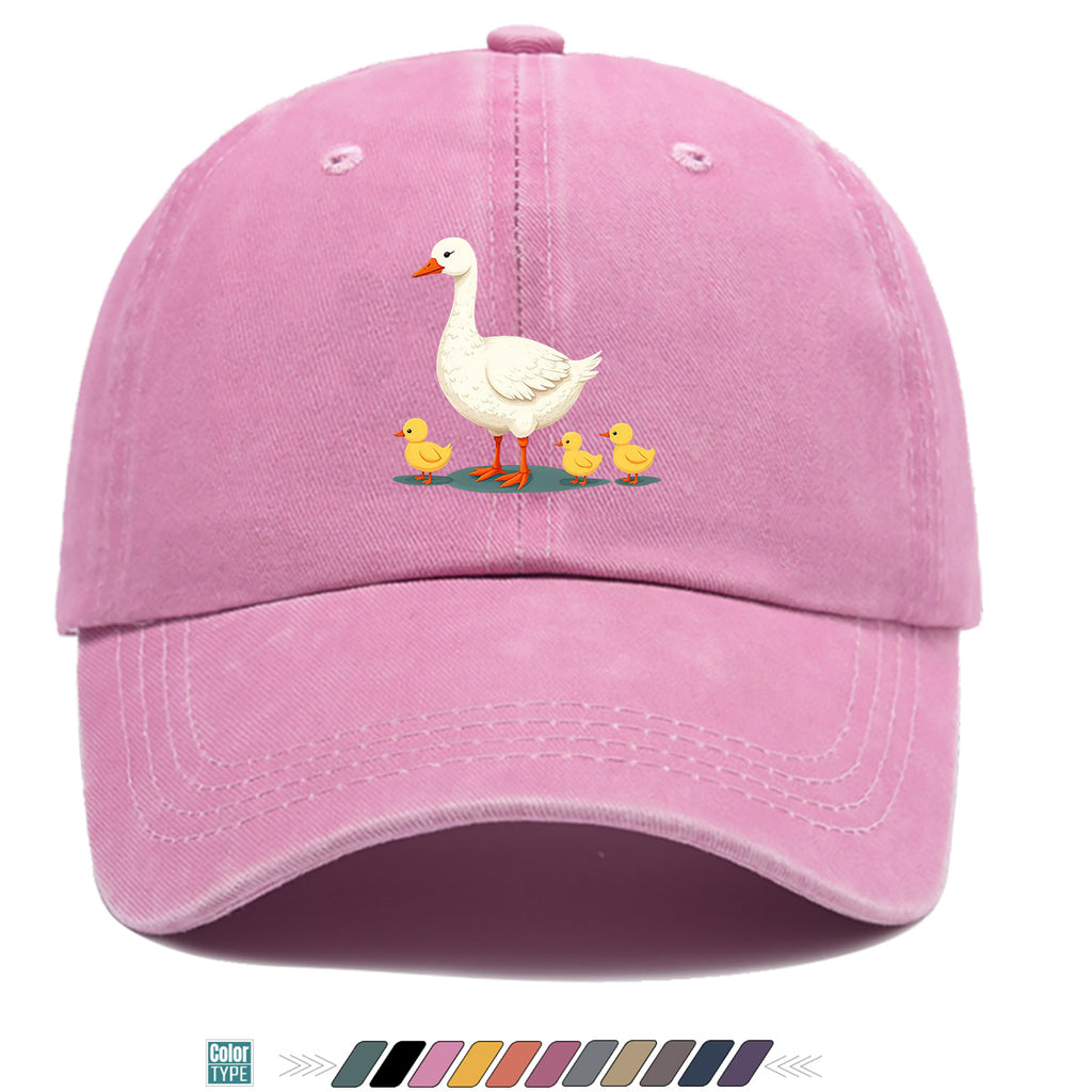 1pc Mother Goose And Three Little Yellow Ducks Warm Printed Baseball Cap Cute Pattern Sun Hat Fashionable And Versatile Unisex Duck Tongue Cap Adjustable Size Dad Fishing Hat Mom Strolling Hat Couple Skateboard Hat Suitable for Park Play