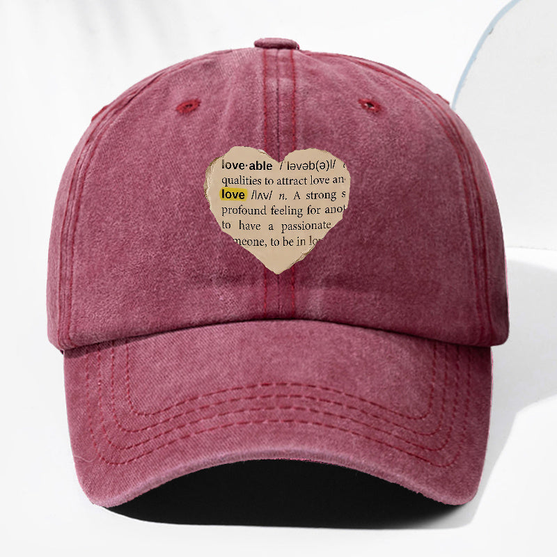 Unisex Newspaper Heart Print Washed Vintage Baseball Cap, Fashionable Sun Outdoor Hat for Men and Women, Adjustable Fit Trucker Hat Suitable for All Seasons and Daily Wear