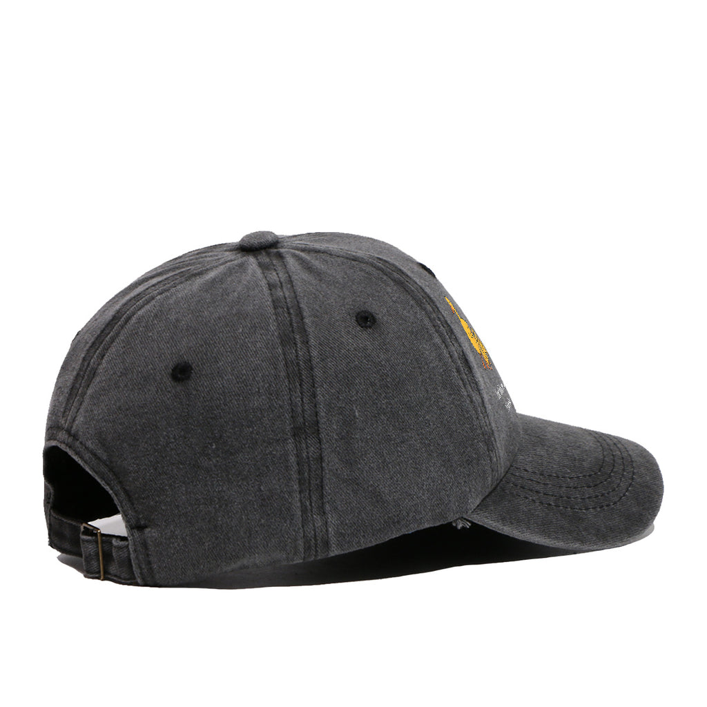 1pc Cartoon Mother Duck with Five Ducklings Print Baseball Cap, Retro Glitch Art Style Striped Background, Funny Slogan "I Don'T Follow The Rules, I Follow The Ducks", Comfortable And Breathable Sun Hat
