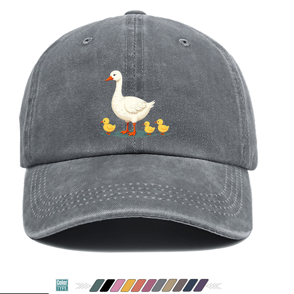 1pc Mother Goose And Three Little Yellow Ducks Warm Printed Baseball Cap Cute Pattern Sun Hat Fashionable And Versatile Unisex Duck Tongue Cap Adjustable Size Dad Fishing Hat Mom Strolling Hat Couple Skateboard Hat Suitable for Park Play