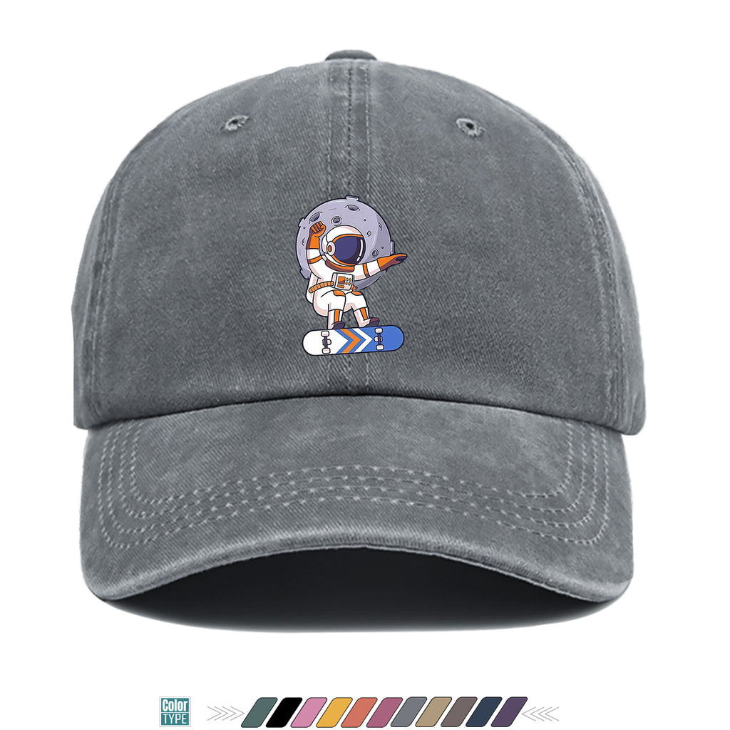 1pc Astronaut Skateboard Print Baseball Cap, Trendy Individual Sun Hat, Fashionable Cool Breathable Unisex Duckbill Cap, Adjustable Size Street Hip-Hop Hat, Outdoor Travel Sunshade Hat Suitable for Skateboarding, Street Dance, Camping