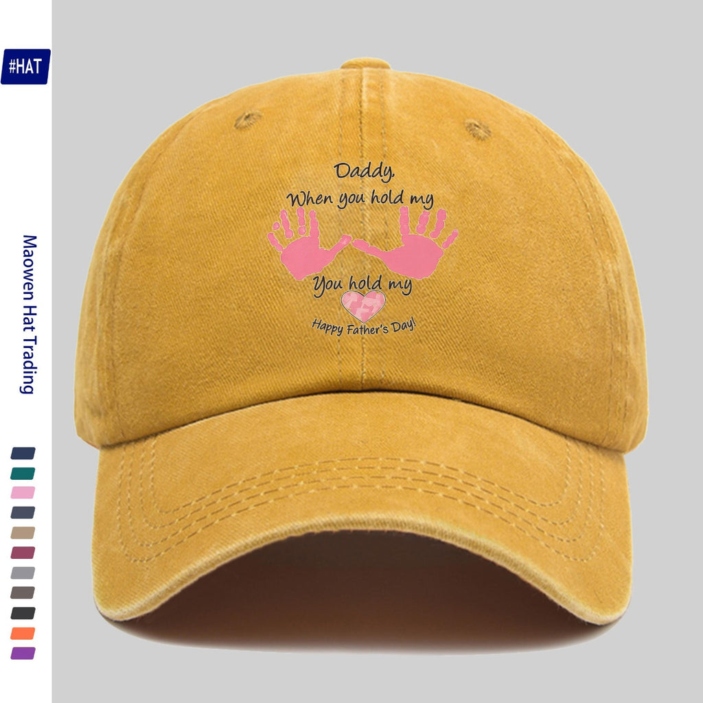 Adjustable Baseball Cap with "Daddy When You Hold Me" Lettering - Unisex Vintage Washed Hat Suitable for Streetwear, Machine Washable, Buckle Closure, Retro Design for Men & Women, Casual Fashion Accessory