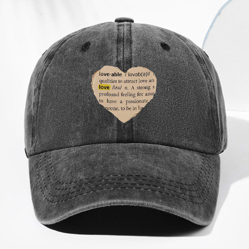 Unisex Newspaper Heart Print Washed Vintage Baseball Cap, Fashionable Sun Outdoor Hat for Men and Women, Adjustable Fit Trucker Hat Suitable for All Seasons and Daily Wear
