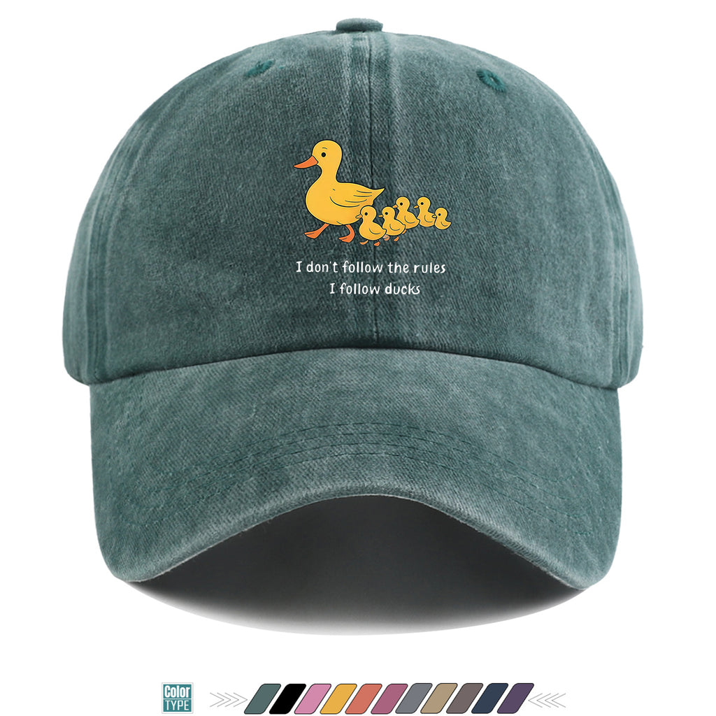 1pc Cartoon Mother Duck with Five Ducklings Print Baseball Cap, Retro Glitch Art Style Striped Background, Funny Slogan "I Don'T Follow The Rules, I Follow The Ducks", Comfortable And Breathable Sun Hat