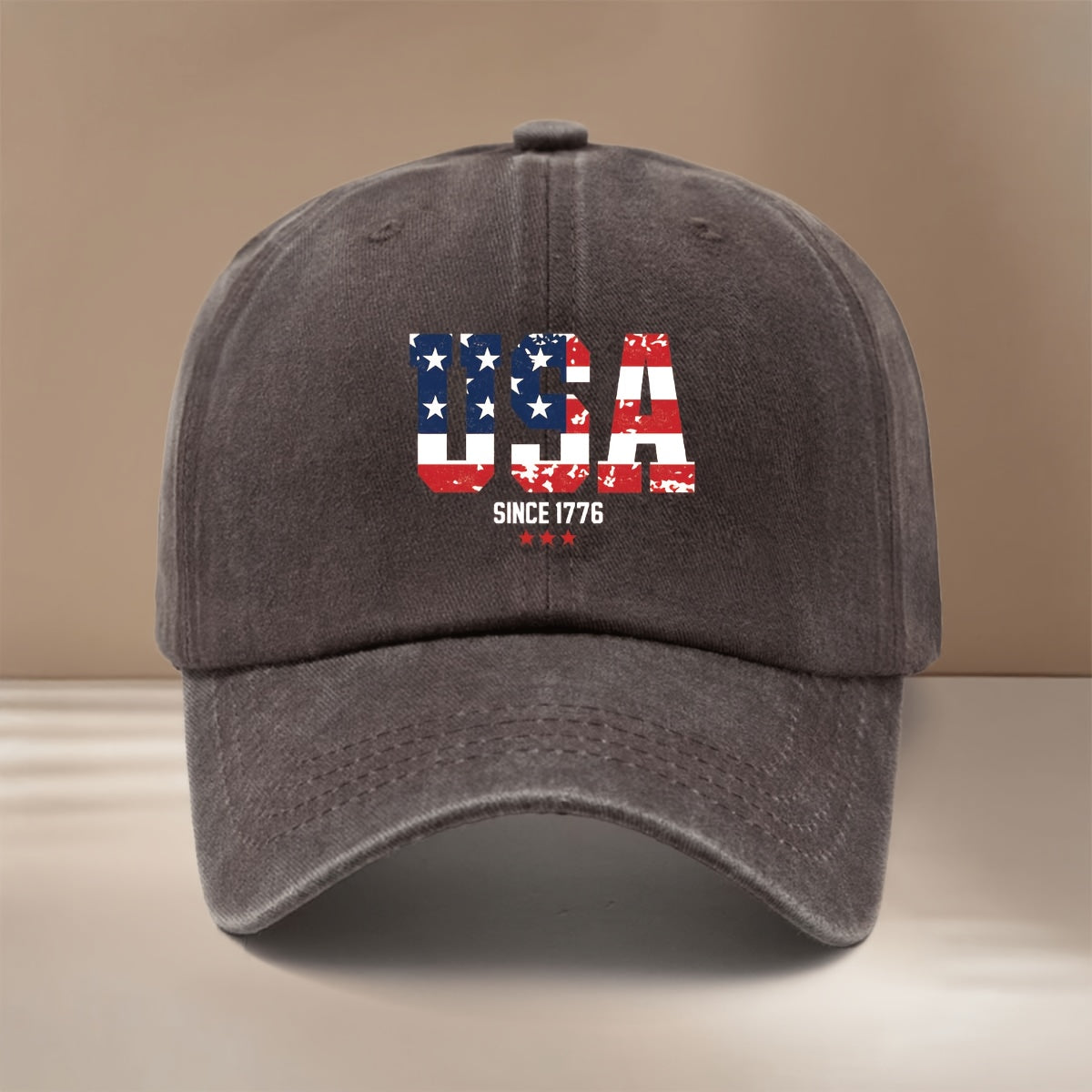 A Comfortable And Lightweight Baseball Cap Featuring The Text 'USA1776', Designed in a Trendy Hip-Hop Style with a Textured Feel. This Unisex Curved-Brim Cap Is Adjustable in Size, Made of Six Panels