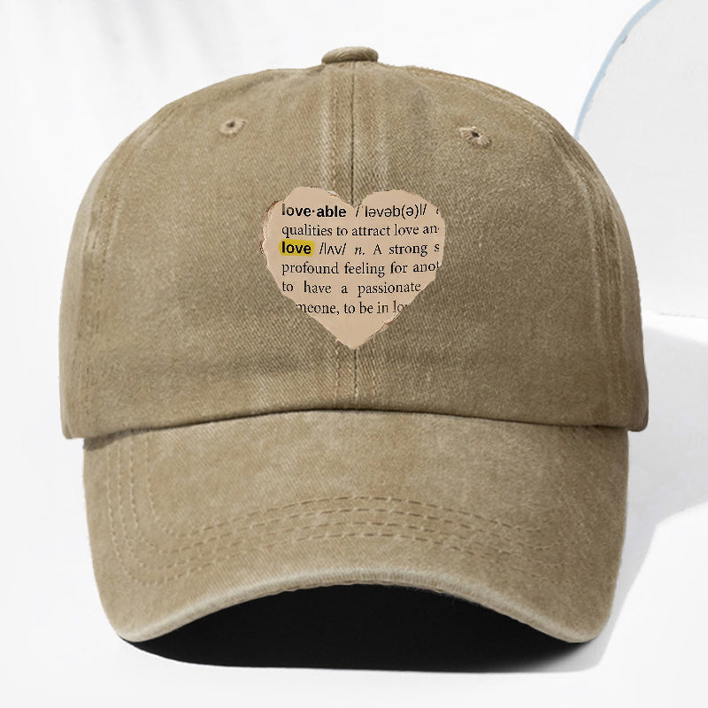 Unisex Newspaper Heart Print Washed Vintage Baseball Cap, Fashionable Sun Outdoor Hat for Men and Women, Adjustable Fit Trucker Hat Suitable for All Seasons and Daily Wear