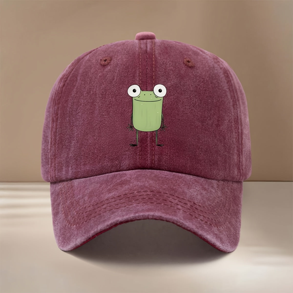 This Is a Baseball Cap Featuring a Minimalist Frog Design, Suitable for All Seasons with an Adjustable Size. It's a Casual Unisex Hat That's Lightweight and Stylish, Perfect for Outdoor Activities, Gatherings, Camping, and as a Trendy Curved-brim Cap