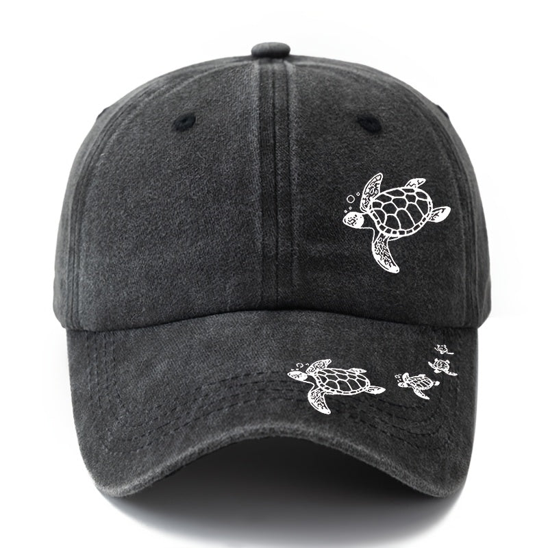A Stylish Printed Baseball Cap Featuring a Dual Print Design of a Sea Turtle, Perfect for Both Men And Women. This Trendy Curved-Brim Hat Is Lightweight And Ideal for Outdoor Casual Wear And Hip-Hop Style