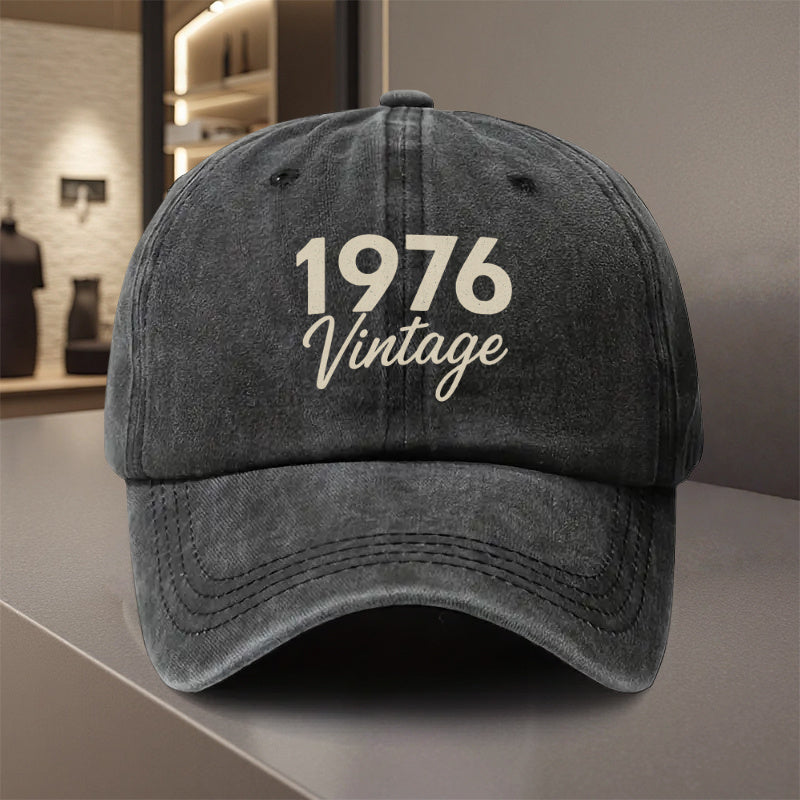 An Adjustable Baseball Cap Featuring a '1976 Vintage Retro' Design, Made from Lightweight Polyester with Printed Patterns, Perfect for Outdoor Sports And Camping Enthusiasts. It'S a Trendy Couple'S Cap, Suitable for Golf, Trucker Style