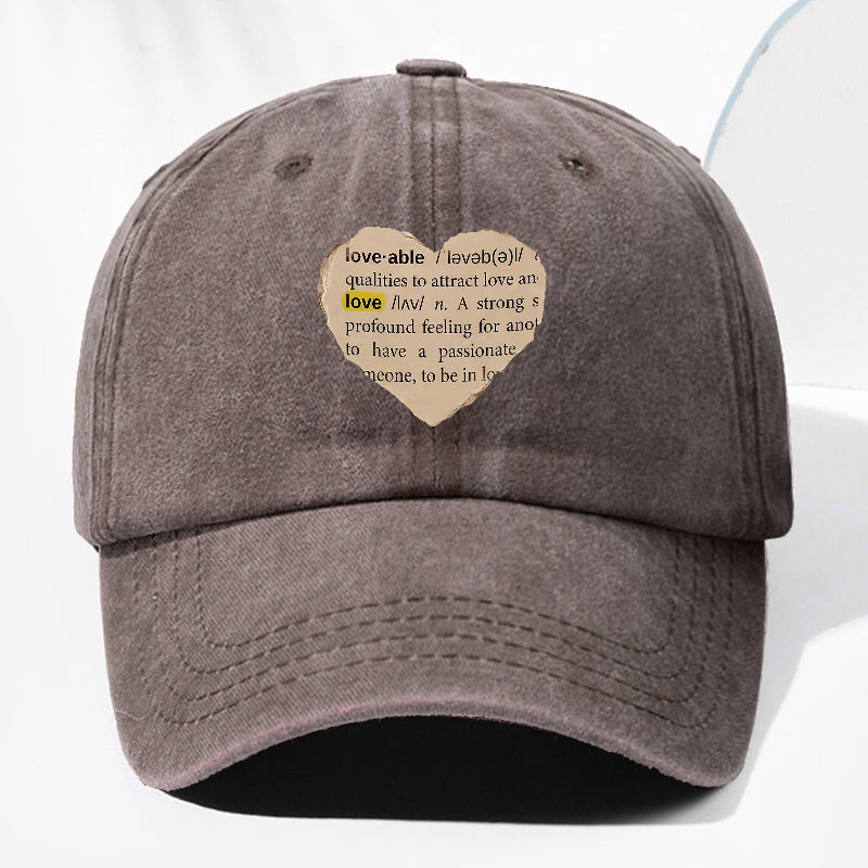 Unisex Newspaper Heart Print Washed Vintage Baseball Cap, Fashionable Sun Outdoor Hat for Men and Women, Adjustable Fit Trucker Hat Suitable for All Seasons and Daily Wear