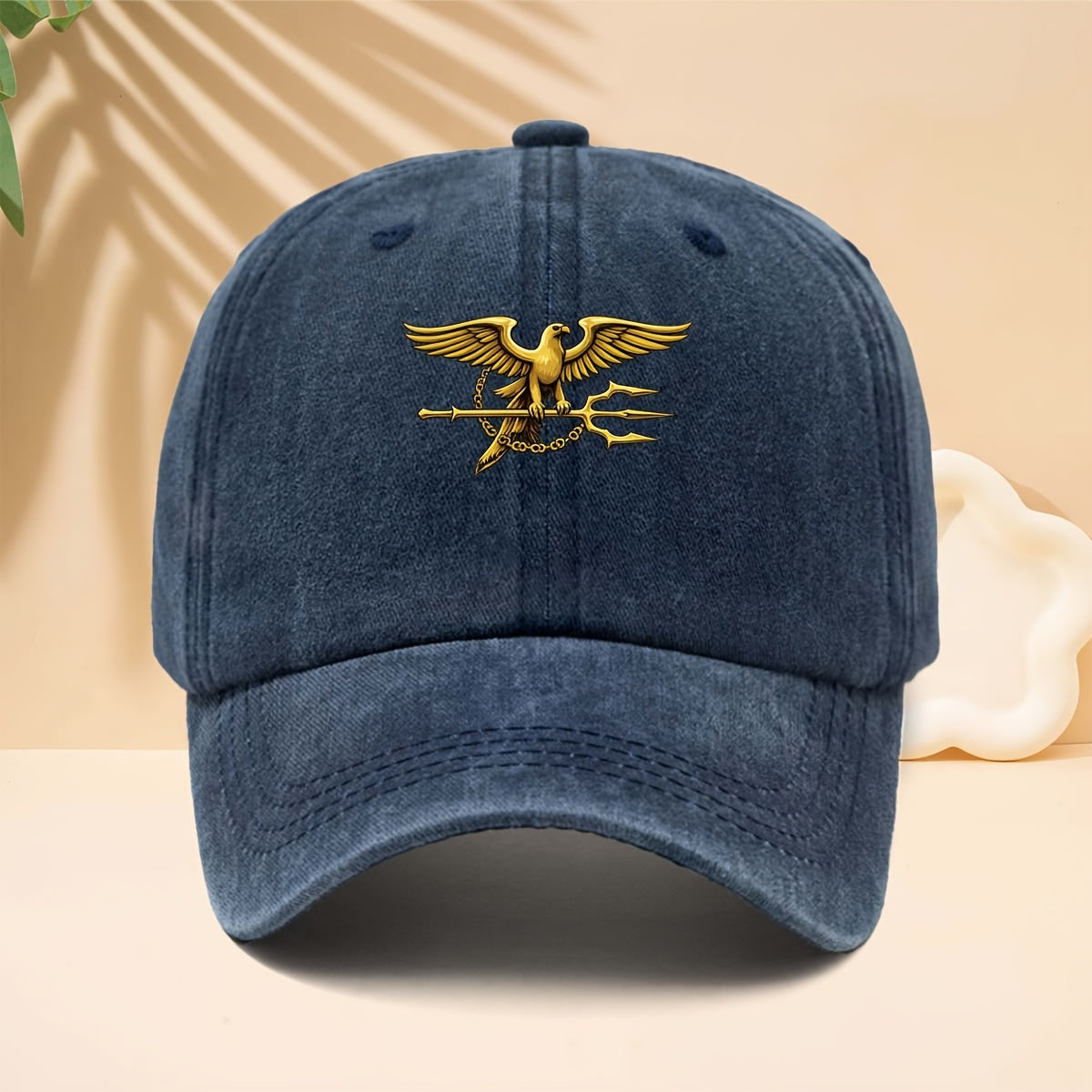 Baseball Cap with Golden Eagle Grasping Trident Pattern, American Retro Mythological Street Style Adjustable Unisex Casual Hat, All-Season Versatile Bent Brim Cap for Walking, Parties, Shopping, Dates, And Parties
