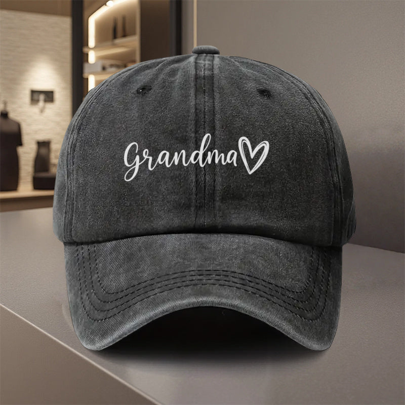 An Adjustable Baseball Cap Featuring 'Grandma', Made from Lightweight with a Printed Design. It'S an Ideal Choice for Weddings, Parties, Music Festivals, Bachelorette Parties, Birthday Gifts
